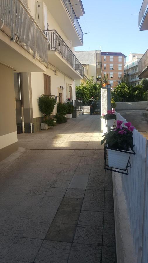 למזיה טרמה Lamezia Park Apartments מראה חיצוני תמונה